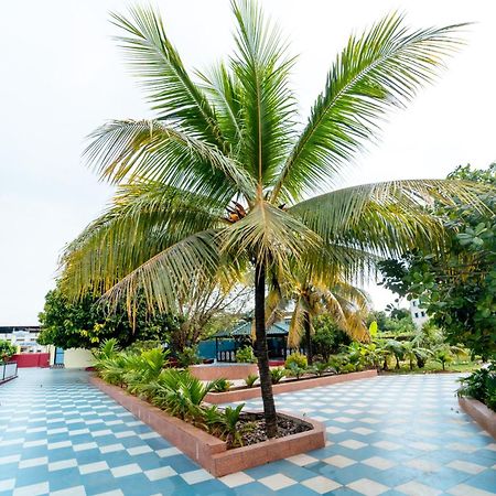 Treebo Green Village Resort - Goa Maneri  Esterno foto