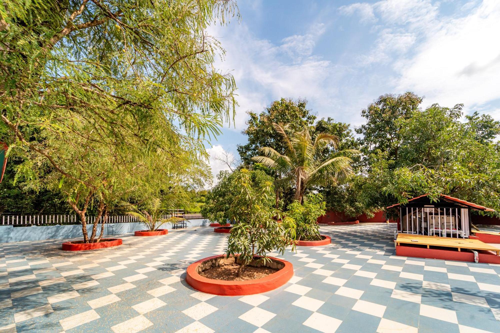 Treebo Green Village Resort - Goa Maneri  Esterno foto